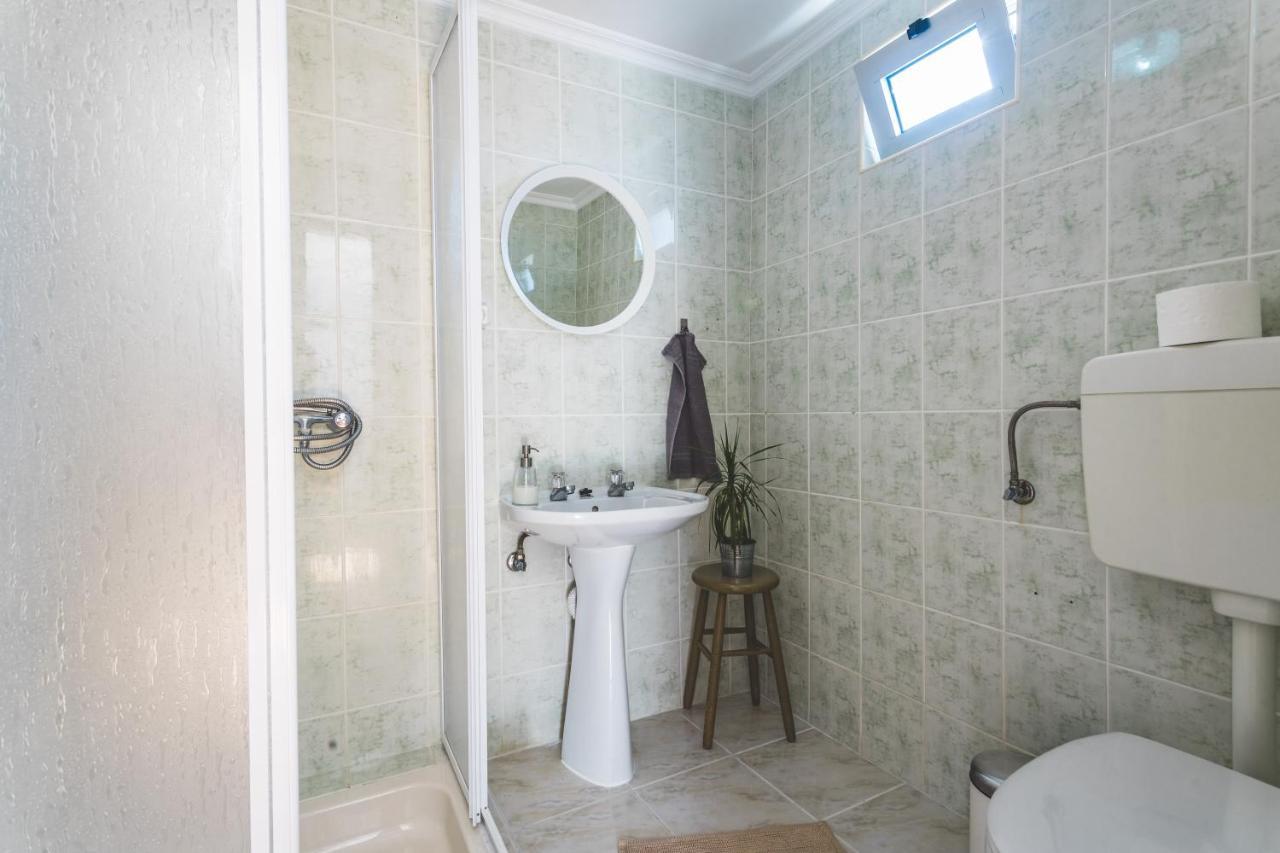 Soulsurfcamp Portugal Bed & Breakfast Peniche Exterior photo